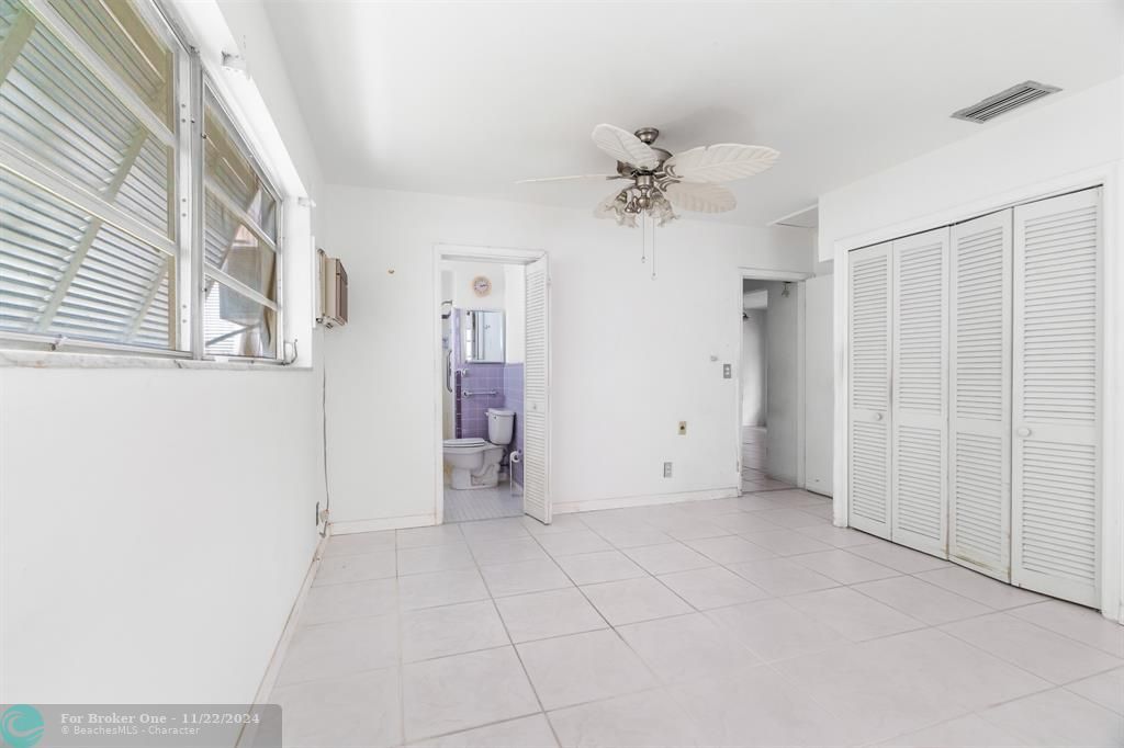 Active With Contract: $559,000 (3 beds, 2 baths, 2085 Square Feet)