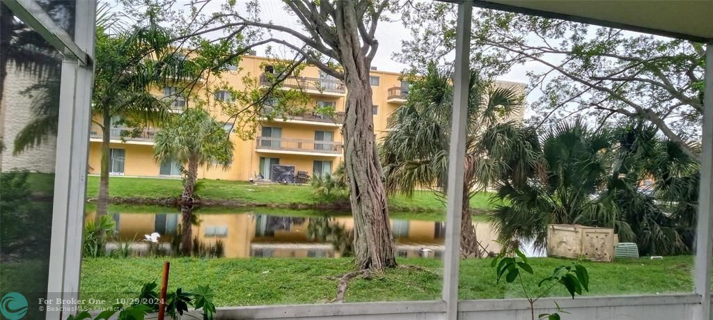 En Venta: $165,000 (2 camas, 2 baños, 975 Pies cuadrados)