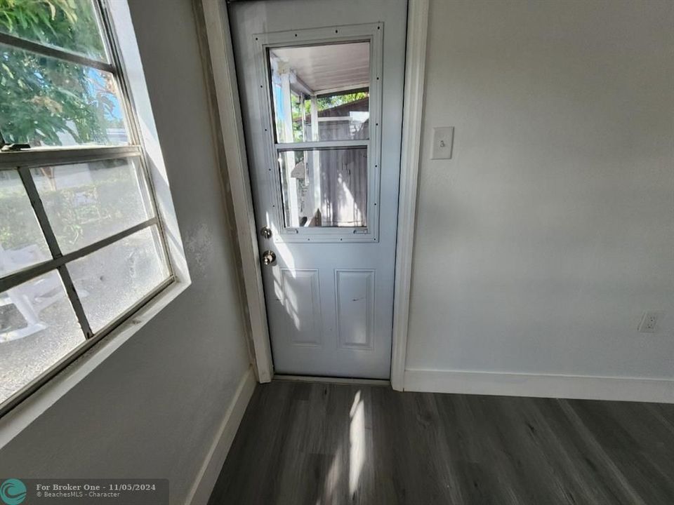 For Sale: $99,000 (2 beds, 2 baths, 4701 Square Feet)