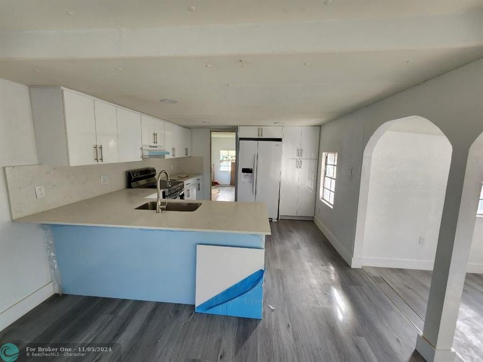 For Sale: $99,000 (2 beds, 2 baths, 4701 Square Feet)