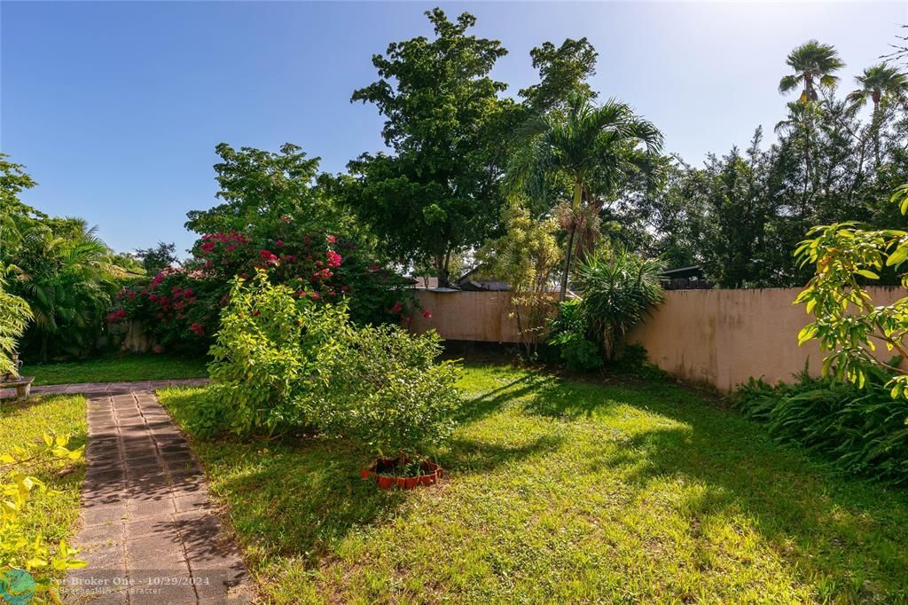 For Sale: $459,900 (3 beds, 2 baths, 1537 Square Feet)