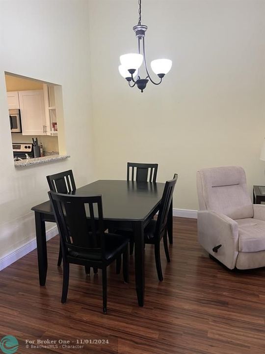 For Rent: $3,200 (2 beds, 2 baths, 1183 Square Feet)