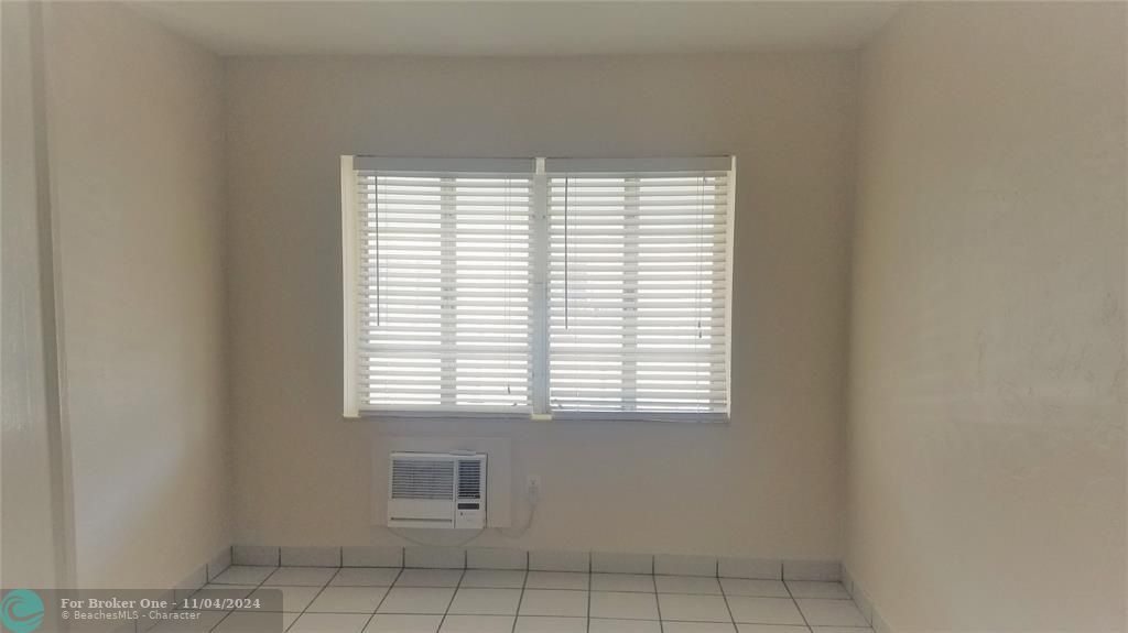 For Rent: $1,950 (1 beds, 1 baths, 0 Square Feet)