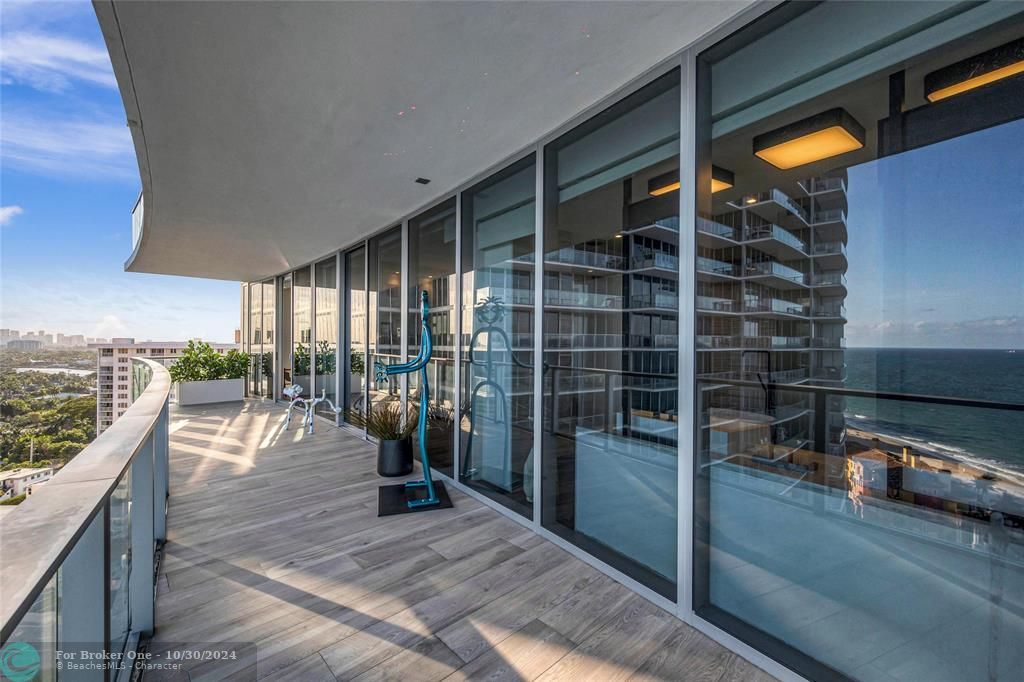 For Sale: $6,995,000 (3 beds, 4 baths, 3422 Square Feet)