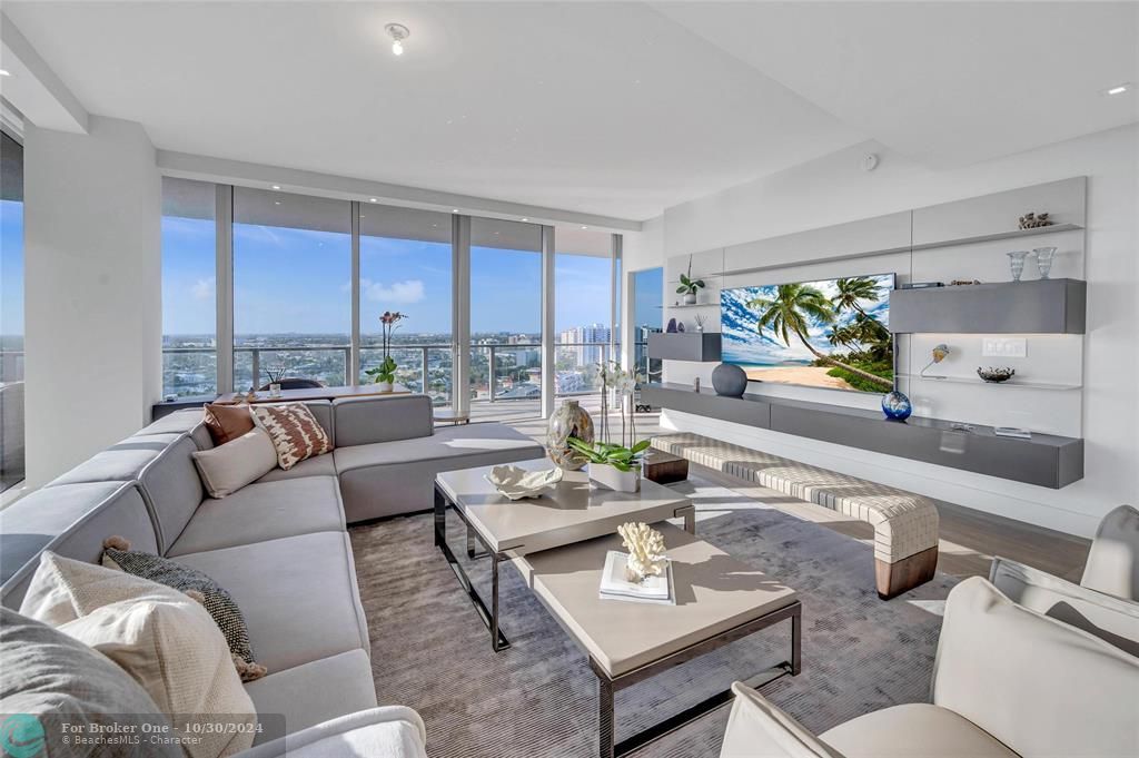 For Sale: $6,995,000 (3 beds, 4 baths, 3422 Square Feet)