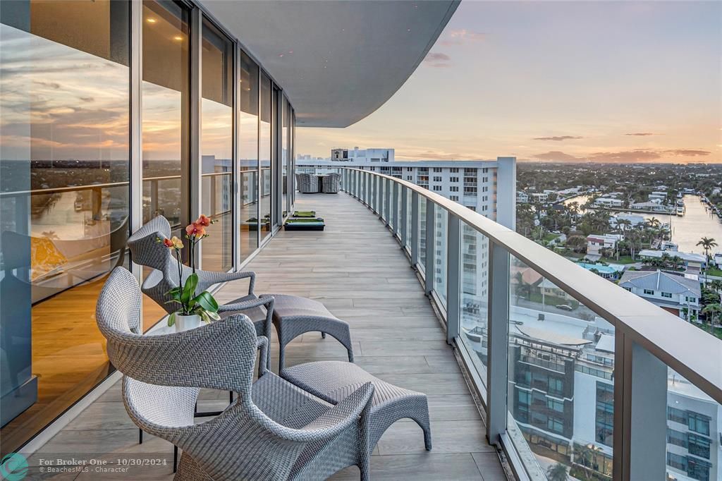 For Sale: $6,995,000 (3 beds, 4 baths, 3422 Square Feet)