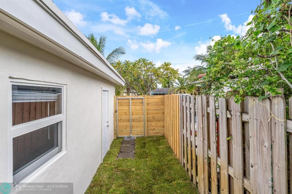 For Sale: $599,000 (3 beds, 2 baths, 1471 Square Feet)