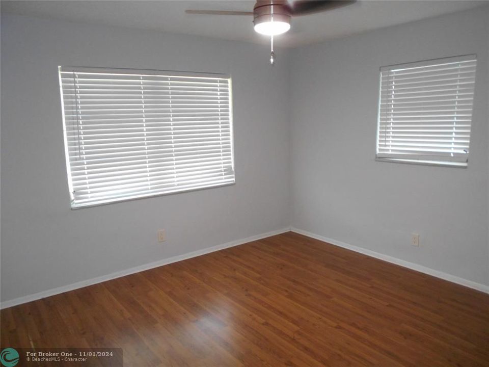 For Rent: $1,950 (2 beds, 2 baths, 1260 Square Feet)