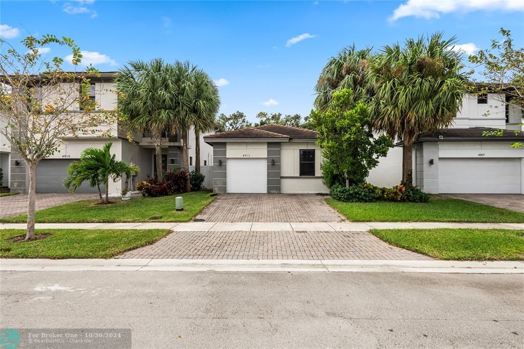 For Sale: $677,000 (3 beds, 2 baths, 1508 Square Feet)