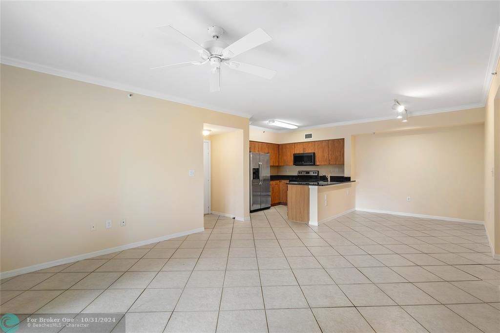 For Rent: $2,650 (3 beds, 2 baths, 1493 Square Feet)