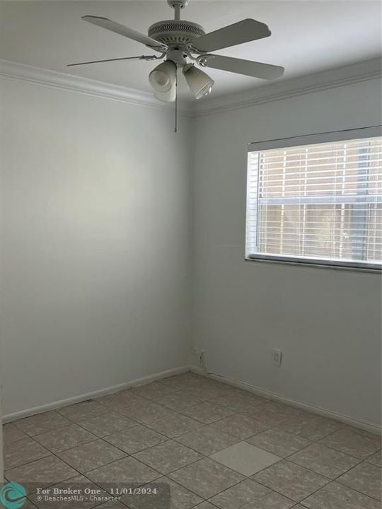 For Rent: $1,900 (2 beds, 2 baths, 870 Square Feet)