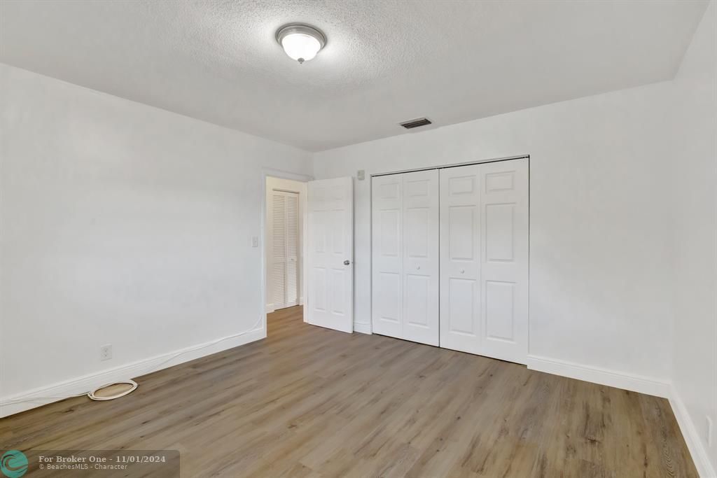 For Rent: $1,610 (1 beds, 1 baths, 16891 Square Feet)