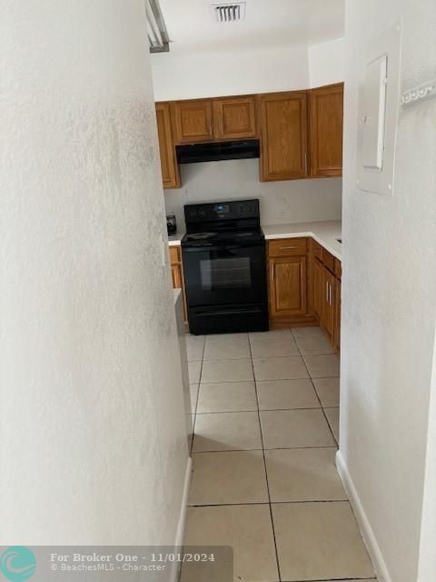 For Rent: $2,000 (2 beds, 2 baths, 1040 Square Feet)