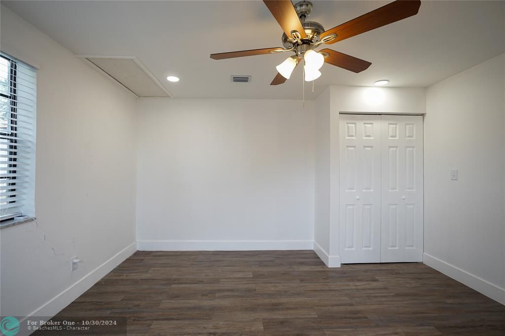 For Sale: $2,700 (2 beds, 2 baths, 1116 Square Feet)