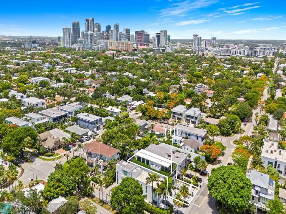 For Sale: $2,395,000 (3 beds, 2 baths, 3369 Square Feet)