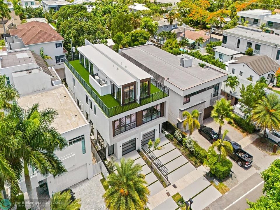 En Venta: $2,395,000 (3 camas, 2 baños, 3369 Pies cuadrados)