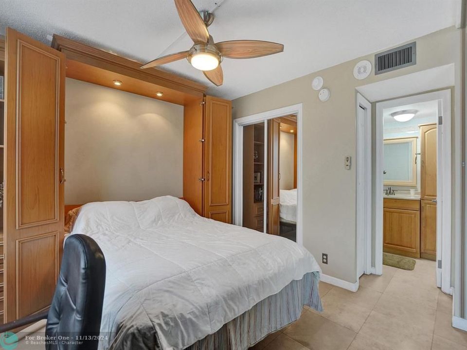 For Sale: $439,000 (2 beds, 2 baths, 1300 Square Feet)