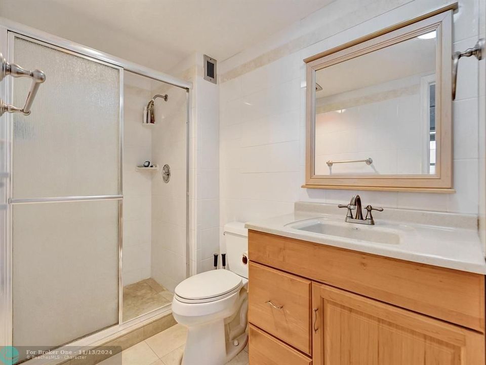 For Sale: $439,000 (2 beds, 2 baths, 1300 Square Feet)