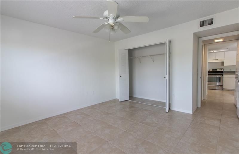 For Rent: $2,300 (2 beds, 2 baths, 1246 Square Feet)