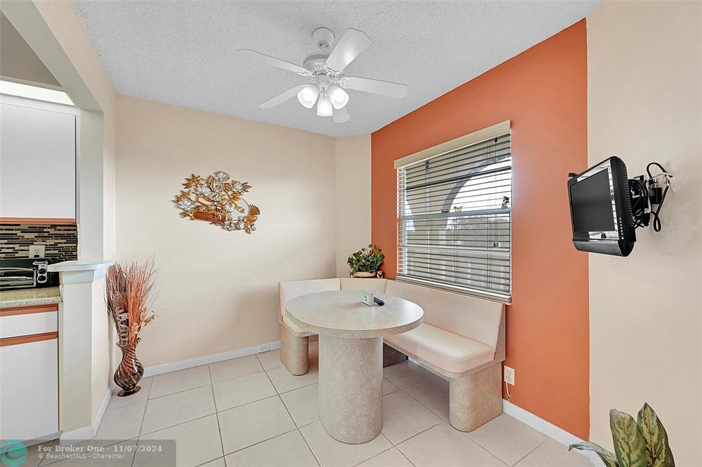 For Sale: $187,000 (2 beds, 2 baths, 1275 Square Feet)