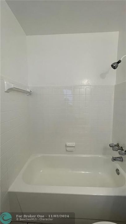 For Rent: $1,500 (1 beds, 1 baths, 600 Square Feet)