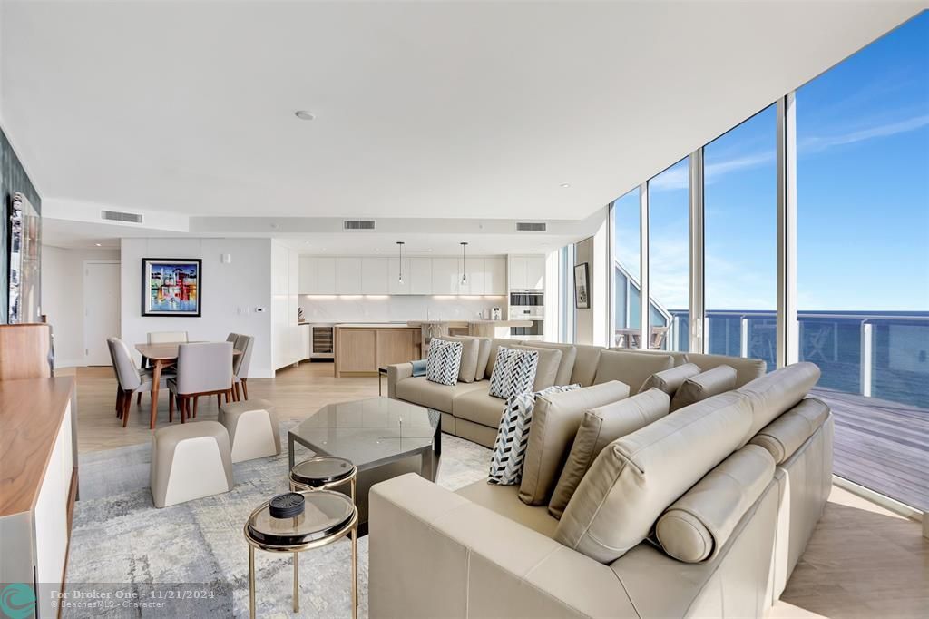 For Sale: $6,500,000 (4 beds, 4 baths, 2575 Square Feet)