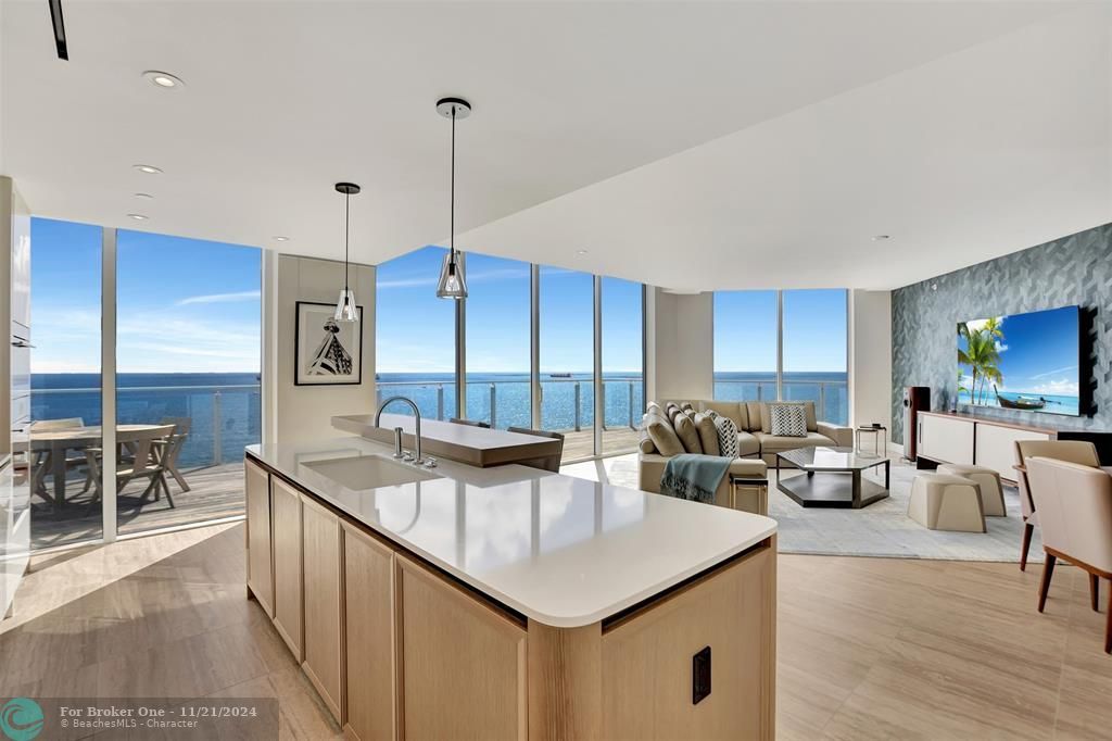 For Sale: $6,500,000 (4 beds, 4 baths, 2575 Square Feet)