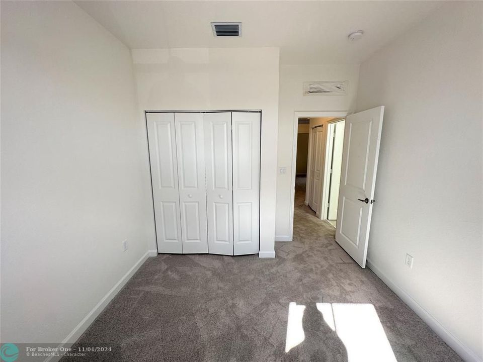 For Rent: $3,875 (3 beds, 2 baths, 1840 Square Feet)