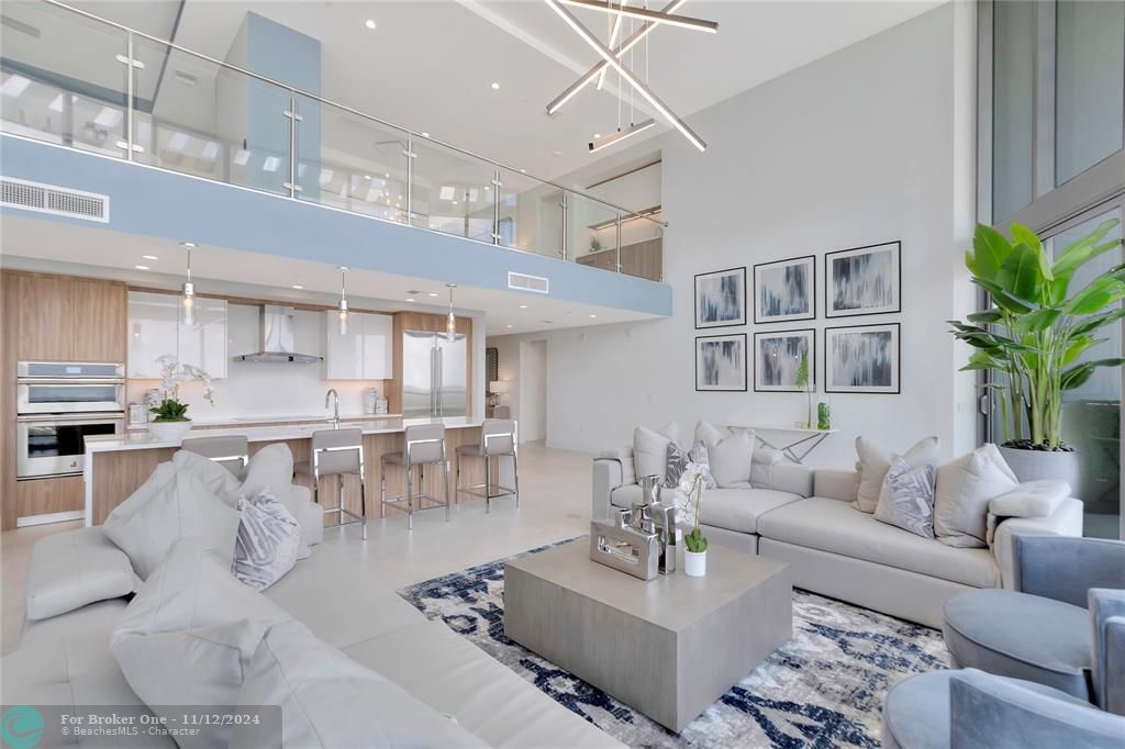 For Sale: $9,995,000 (5 beds, 5 baths, 5281 Square Feet)