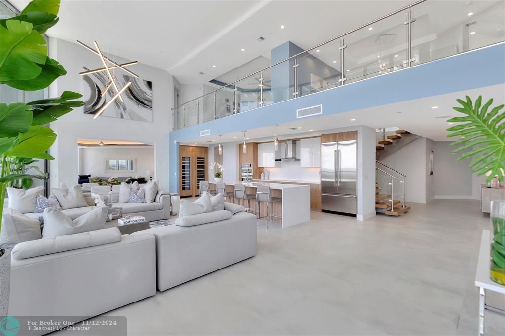 For Sale: $9,995,000 (5 beds, 5 baths, 5281 Square Feet)