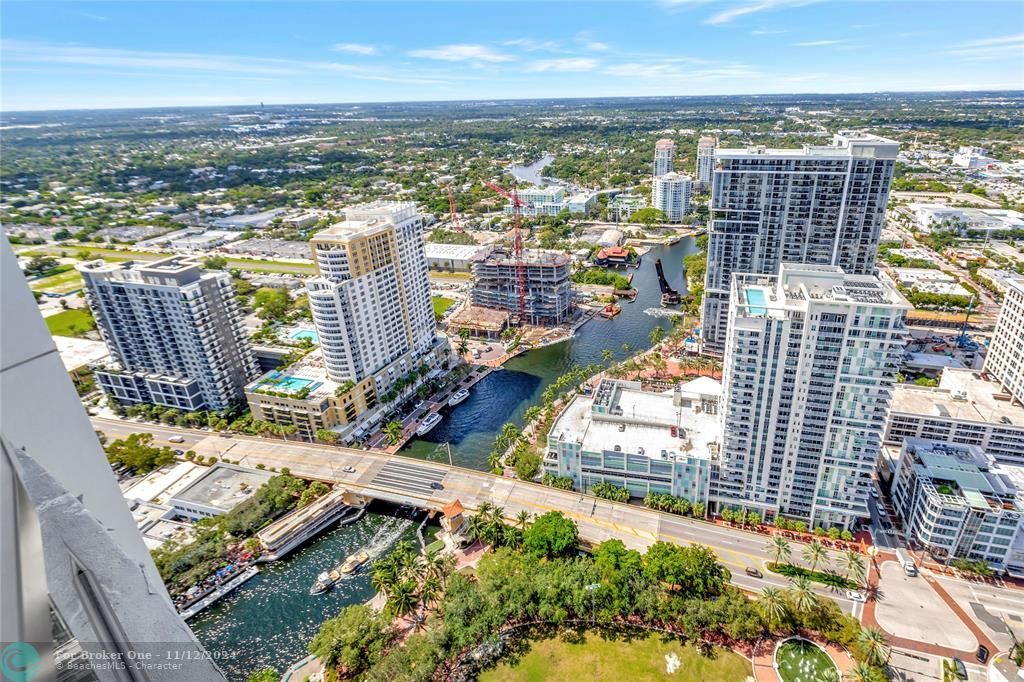 For Sale: $9,995,000 (5 beds, 5 baths, 5281 Square Feet)