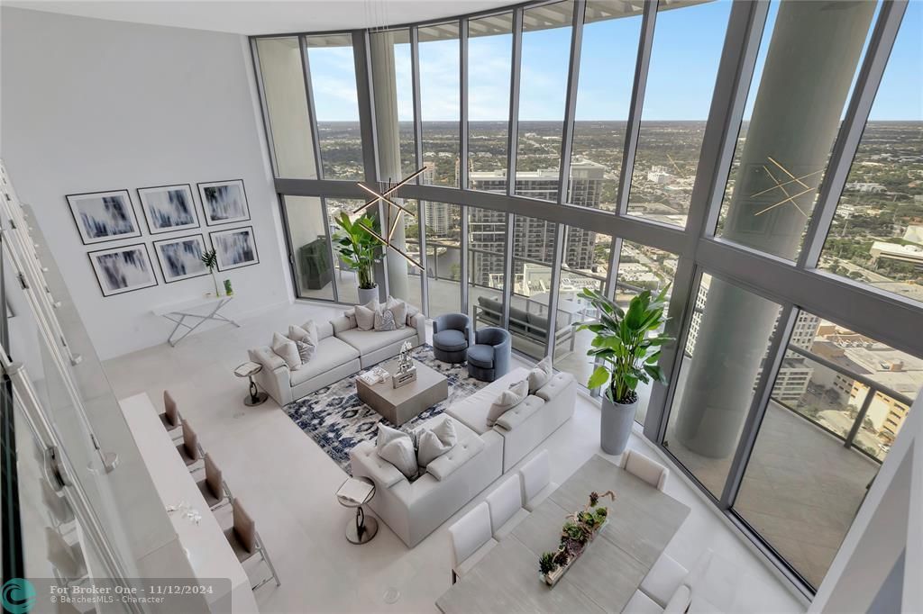 For Sale: $9,995,000 (5 beds, 5 baths, 5281 Square Feet)