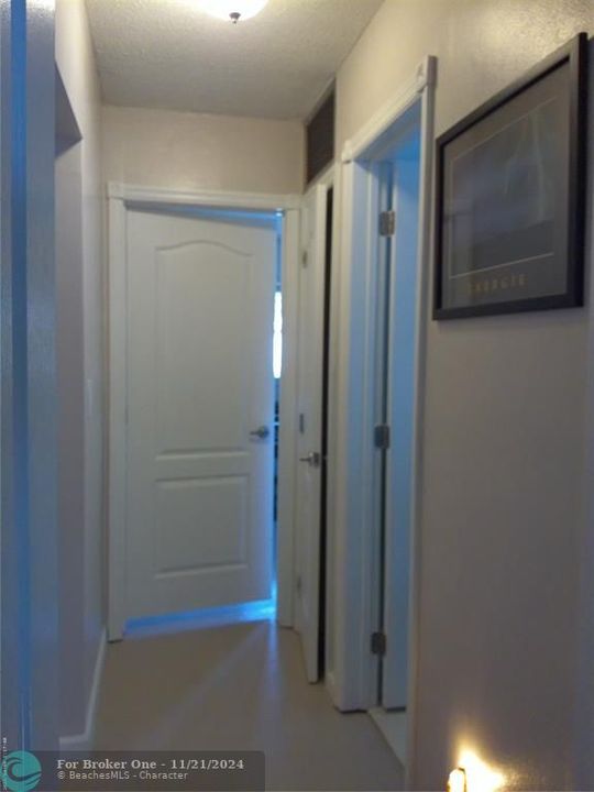 For Sale: $404,560 (2 beds, 2 baths, 1418 Square Feet)