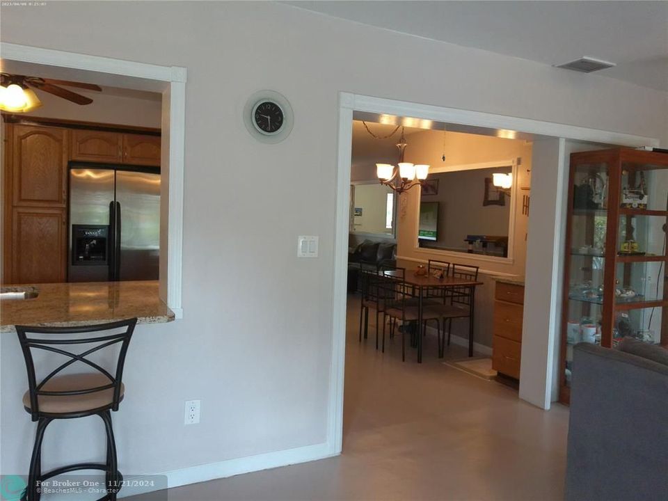 For Sale: $404,560 (2 beds, 2 baths, 1418 Square Feet)