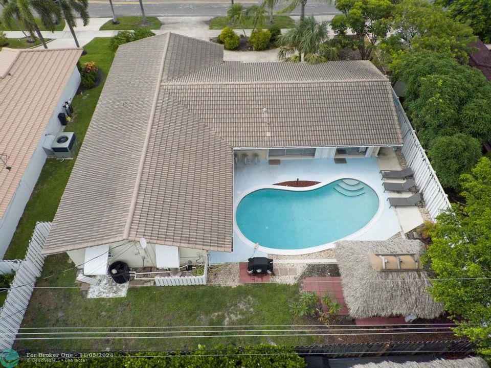 En Venta: $799,999 (3 camas, 2 baños, 1702 Pies cuadrados)