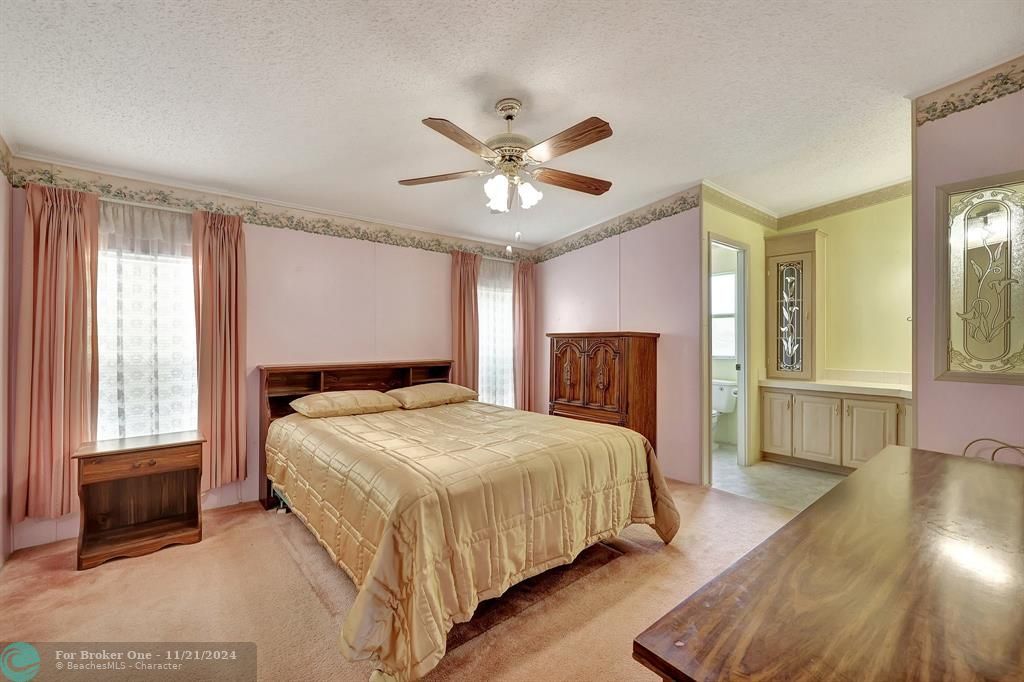 For Sale: $65,000 (3 beds, 2 baths, 1870 Square Feet)