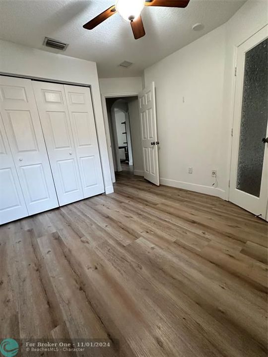 For Rent: $2,650 (3 beds, 3 baths, 1382 Square Feet)