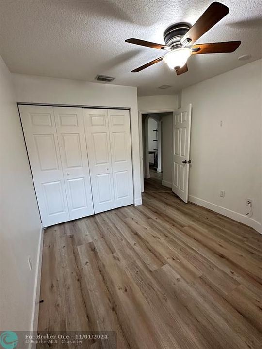 For Rent: $2,650 (3 beds, 3 baths, 1382 Square Feet)