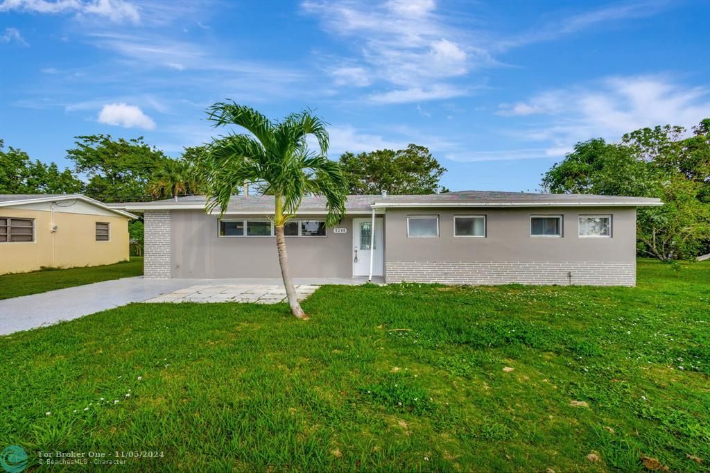 For Sale: $400,000 (3 beds, 2 baths, 1187 Square Feet)