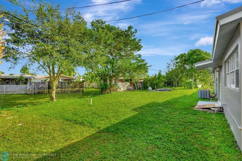 For Sale: $400,000 (3 beds, 2 baths, 1187 Square Feet)