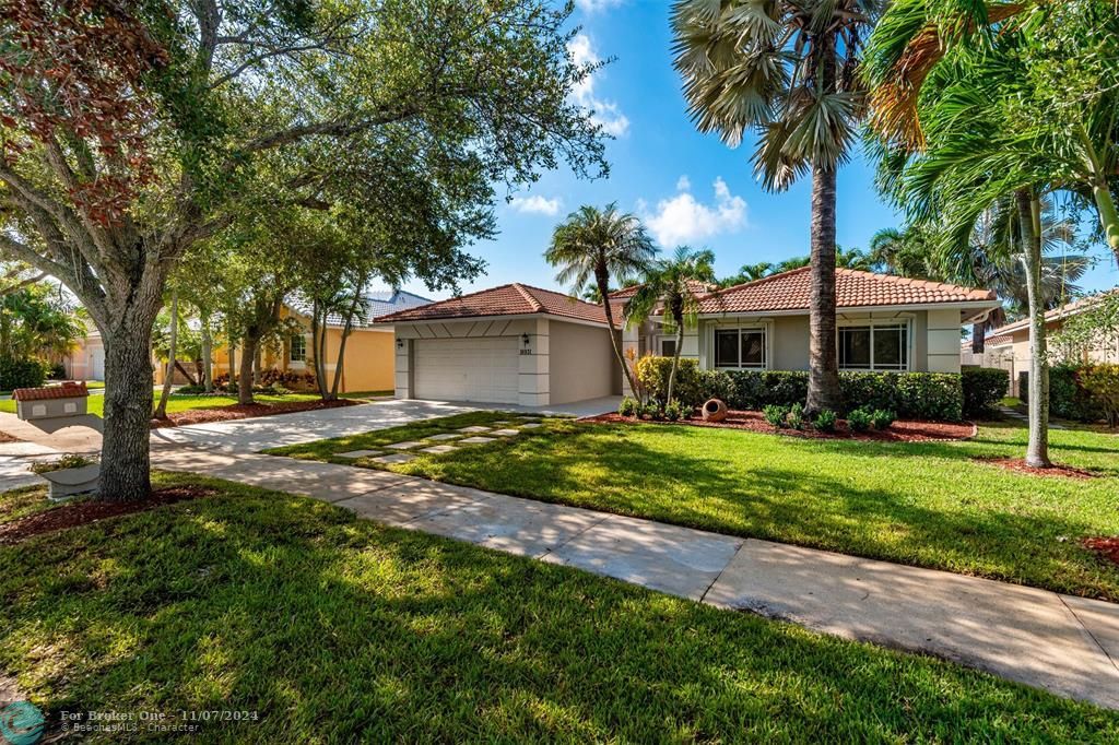 For Sale: $769,900 (3 beds, 2 baths, 1526 Square Feet)