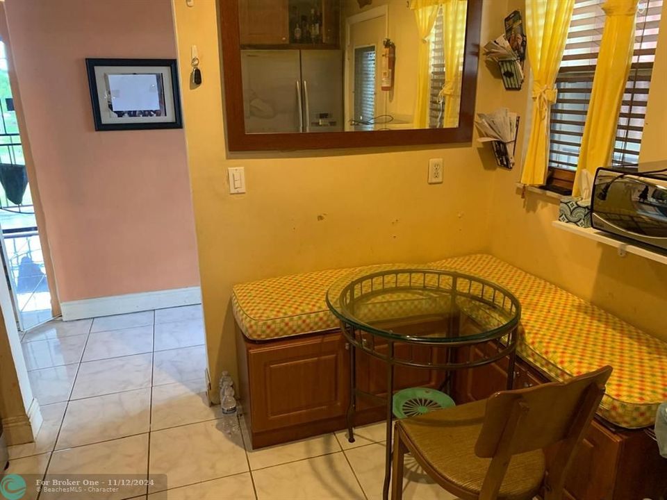 En Venta: $205,000 (2 camas, 2 baños, 1370 Pies cuadrados)