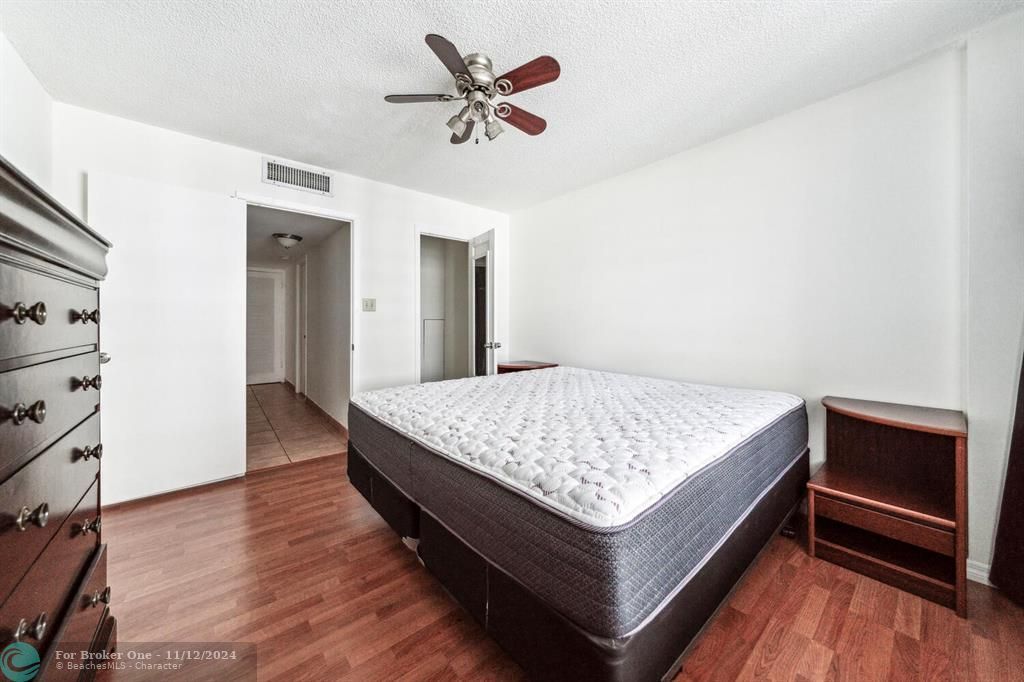 For Rent: $2,750 (2 beds, 2 baths, 1830 Square Feet)