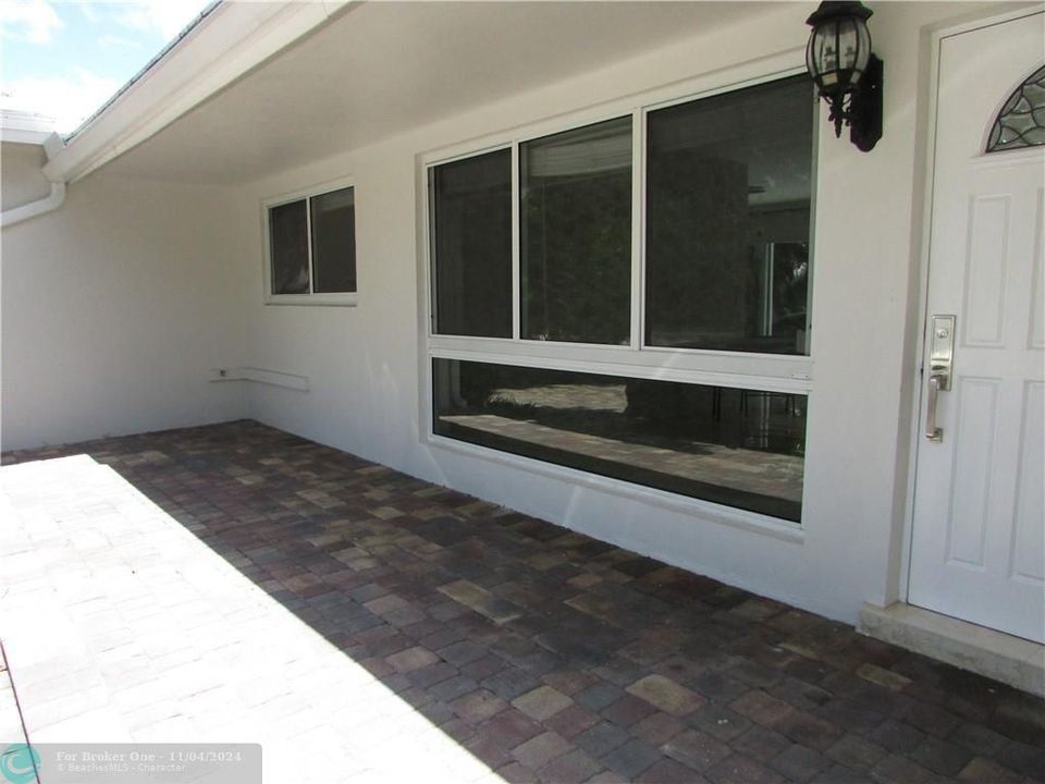 For Rent: $7,500 (3 beds, 3 baths, 1774 Square Feet)