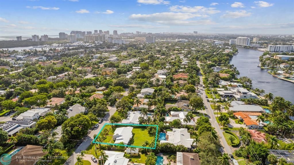 Active With Contract: $1,500,000 (2 beds, 2 baths, 1606 Square Feet)