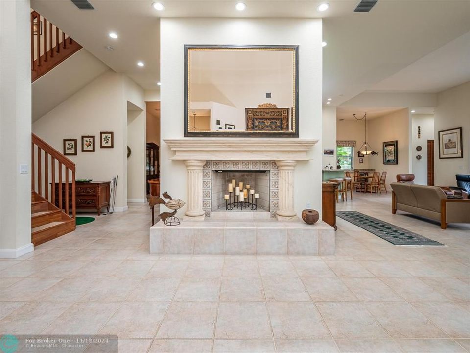 For Sale: $1,800,000 (6 beds, 4 baths, 4993 Square Feet)