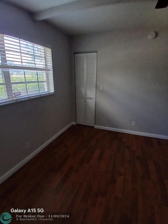 Active With Contract: $2,000 (2 beds, 2 baths, 1075 Square Feet)