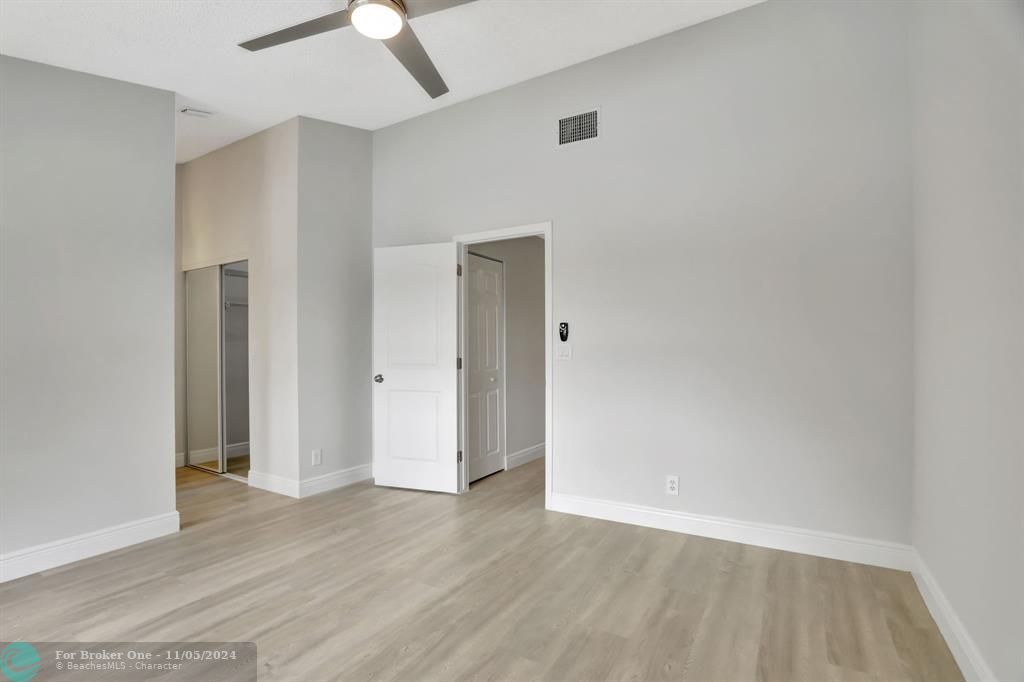 For Sale: $409,000 (3 beds, 2 baths, 1388 Square Feet)