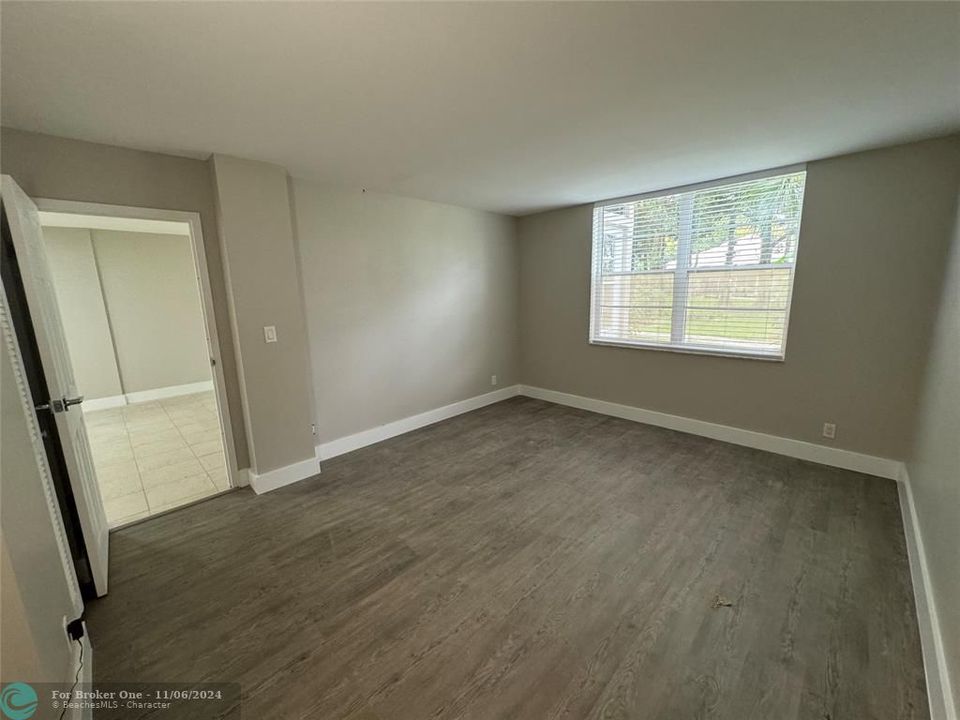 For Rent: $2,050 (2 beds, 2 baths, 1060 Square Feet)