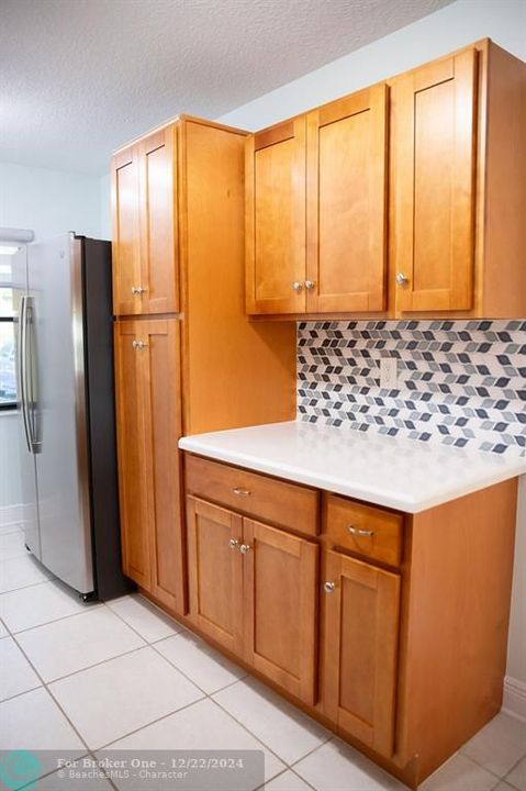 For Sale: $350,000 (2 beds, 2 baths, 1158 Square Feet)